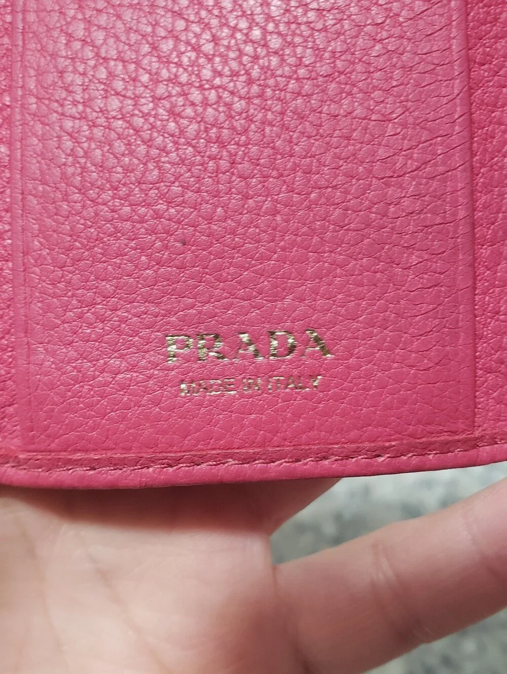 Prada Pink Pebbled Leather 6 Key Ring Card Case Holder